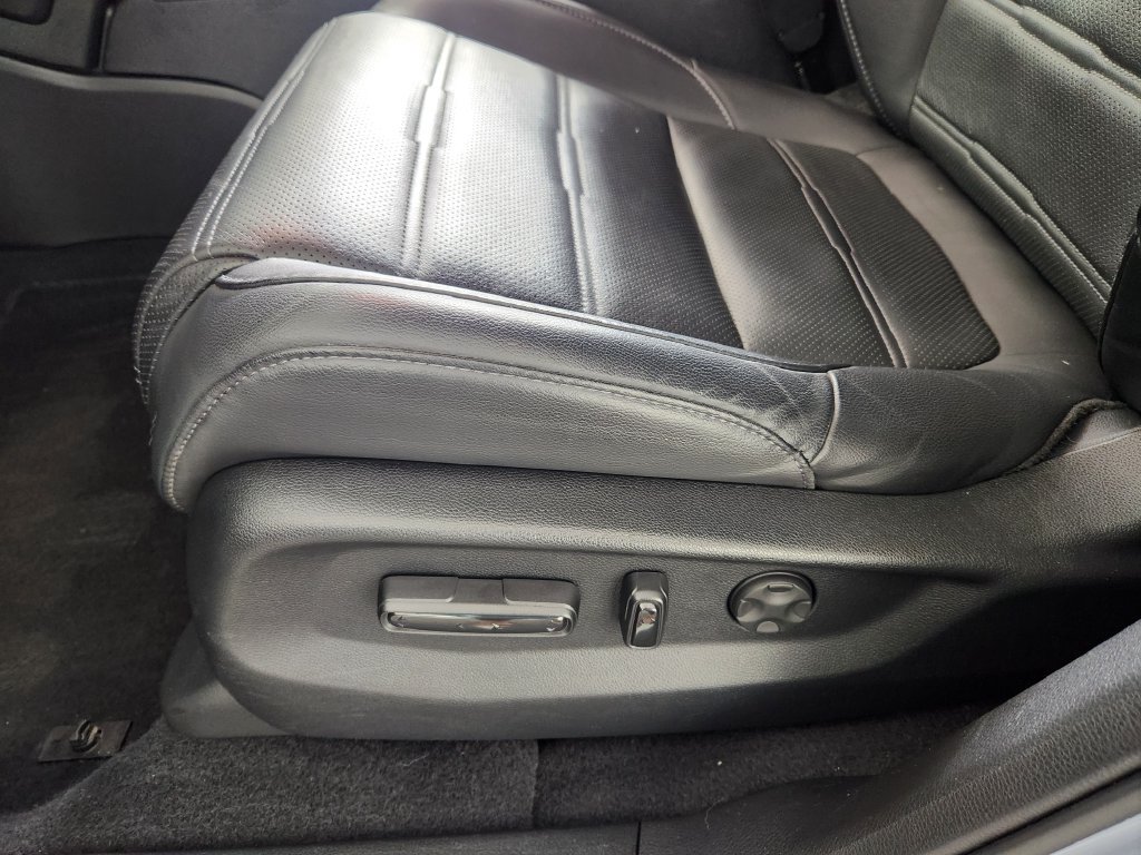 Used 2022 Honda CR-V EX-L image 13