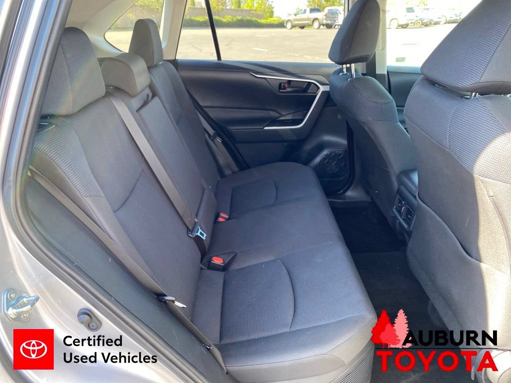 Certified 2024 Toyota RAV4 LE AWD/4WD image 19