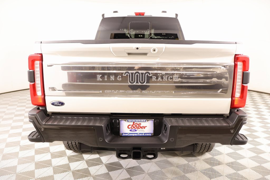 Used 2025 Ford F250 King Ranch image 24