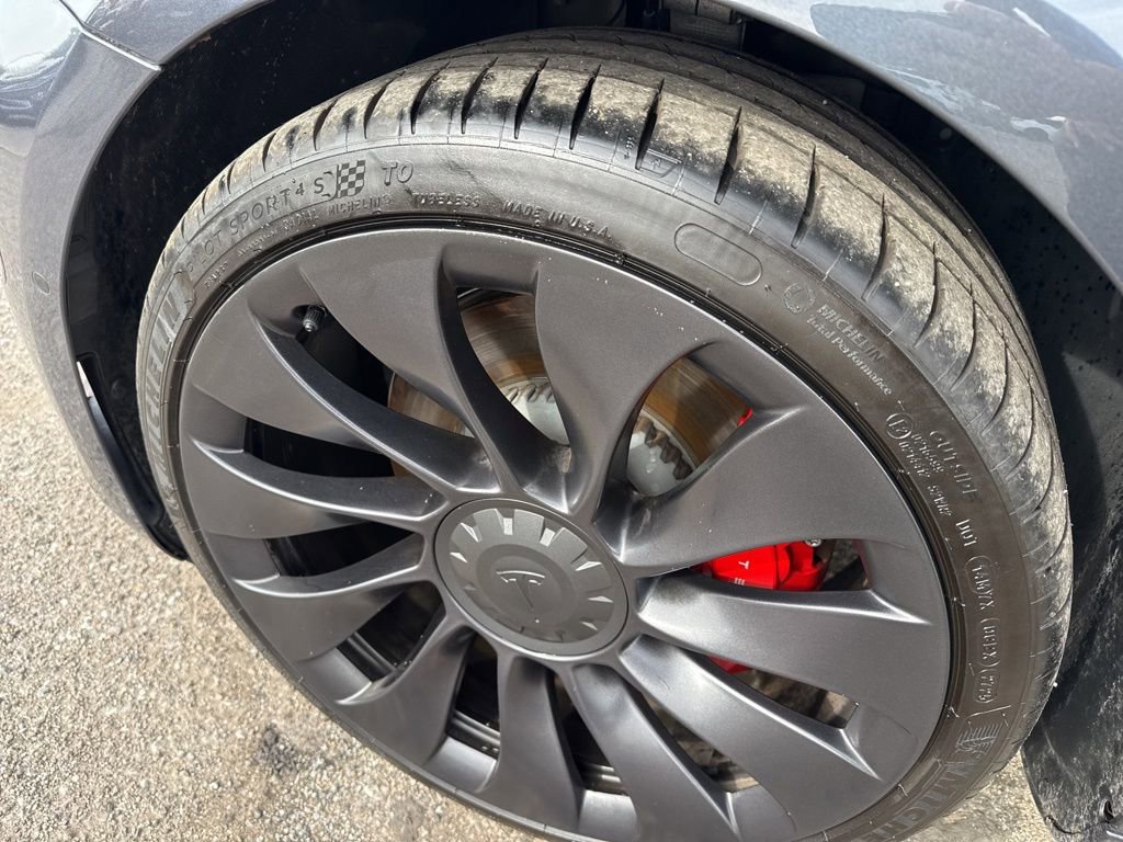 Used 2022 Tesla Model 3 Performance image 11