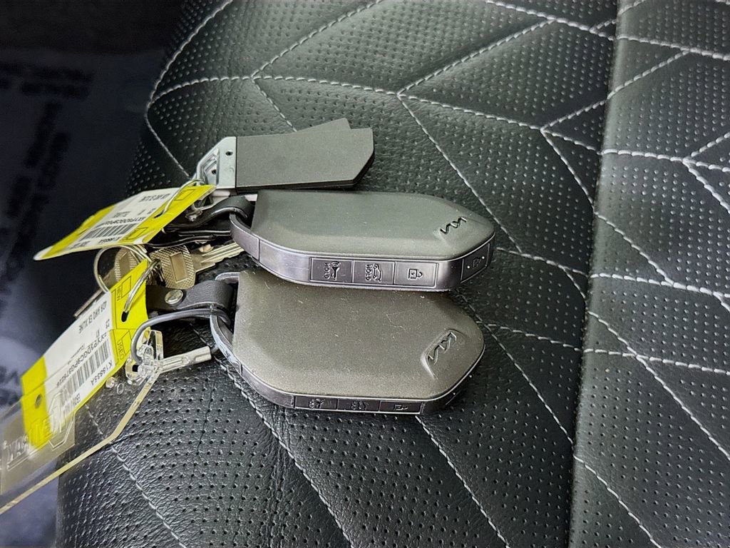 Used 2023 Kia Telluride EX X-Line AWD/4WD image 36