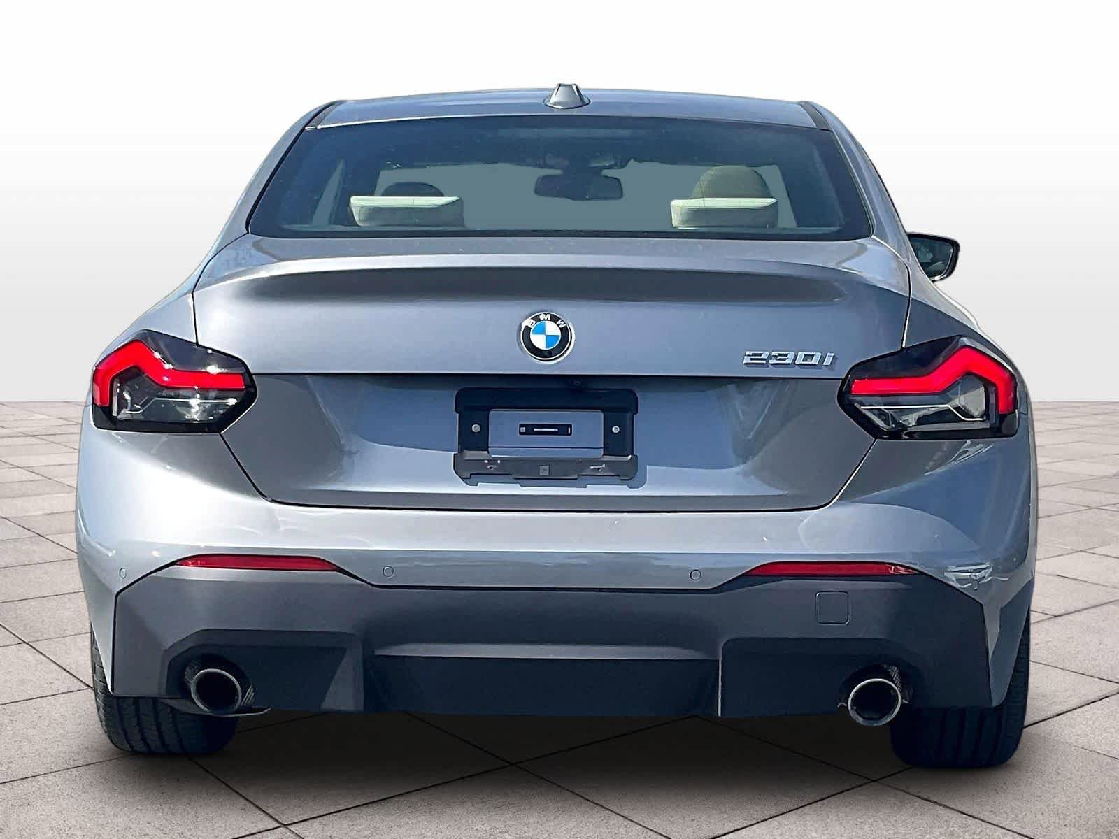 Used 2025 BMW 230i Coupe w/ Premium Package RWD image 6