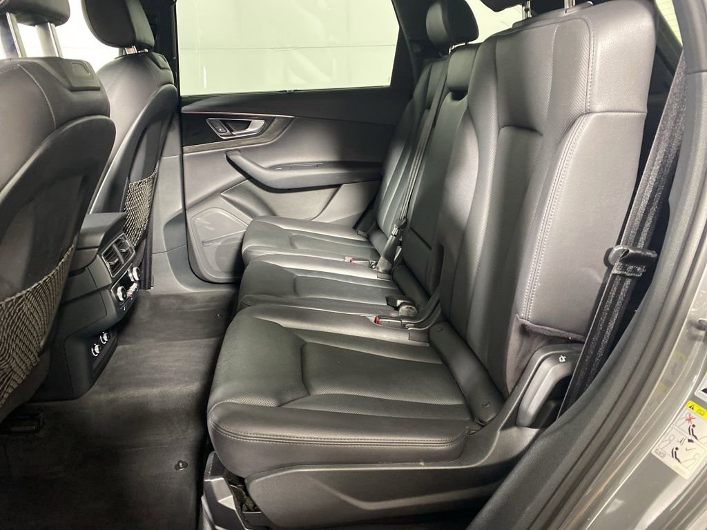 Used 2018 Audi Q7 3.0T Prestige w/ Prestige Package image 13