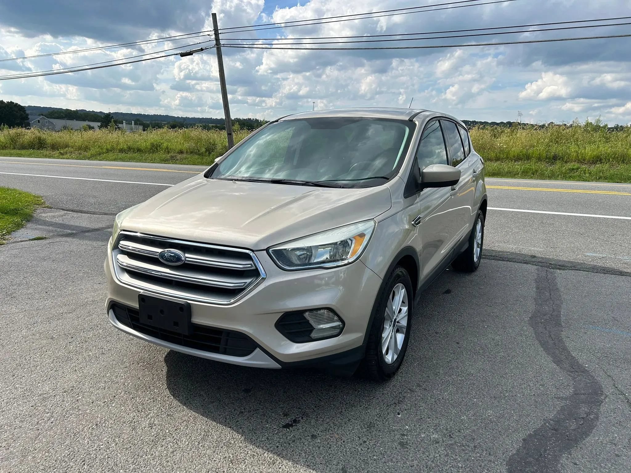 Used 2017 Ford Escape SE FWD image 5