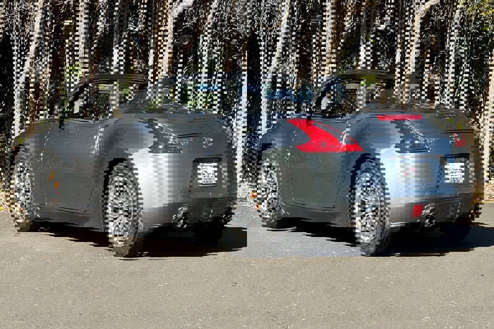 Used 2014 Nissan 370Z Touring image 6