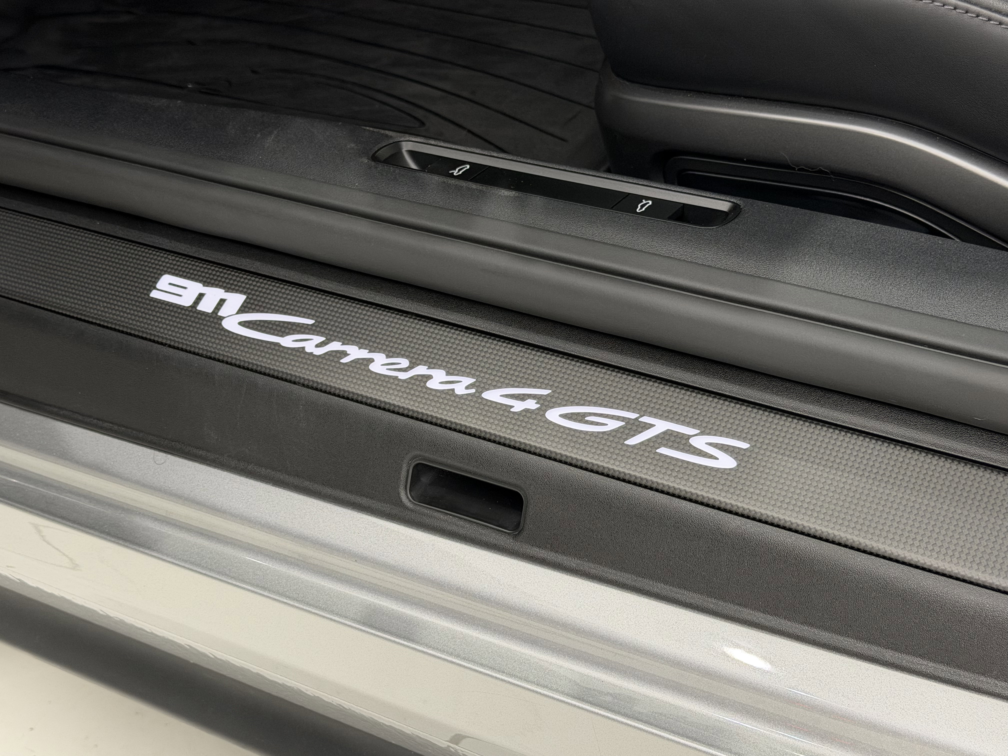 Certified 2025 Porsche 911 Carrera 4 GTS AWD/4WD image 32