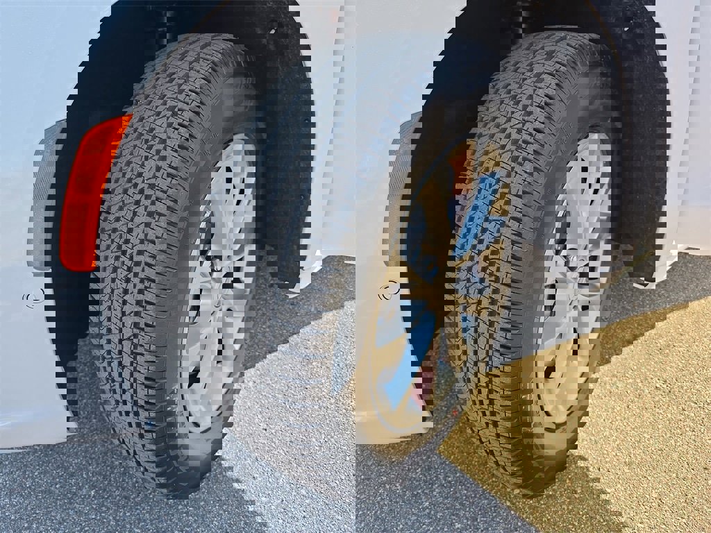 New 2026 Chrysler Pacifica Select image 33