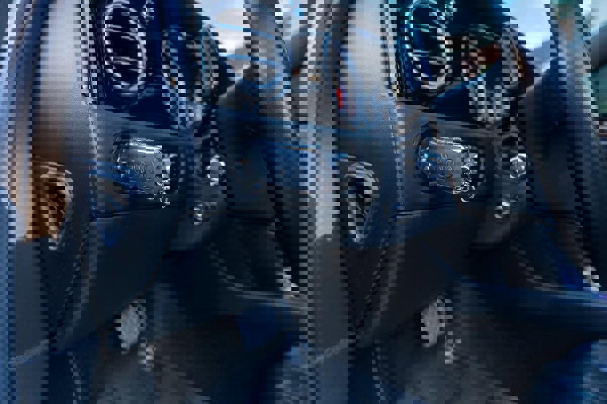 Used 2015 Bentley Flying Spur V8 image 92