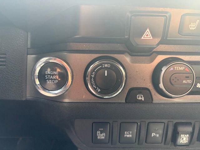 Used 2022 Toyota Tacoma TRD Sport w/ TRD Premium Sport Package AWD/4WD image 11