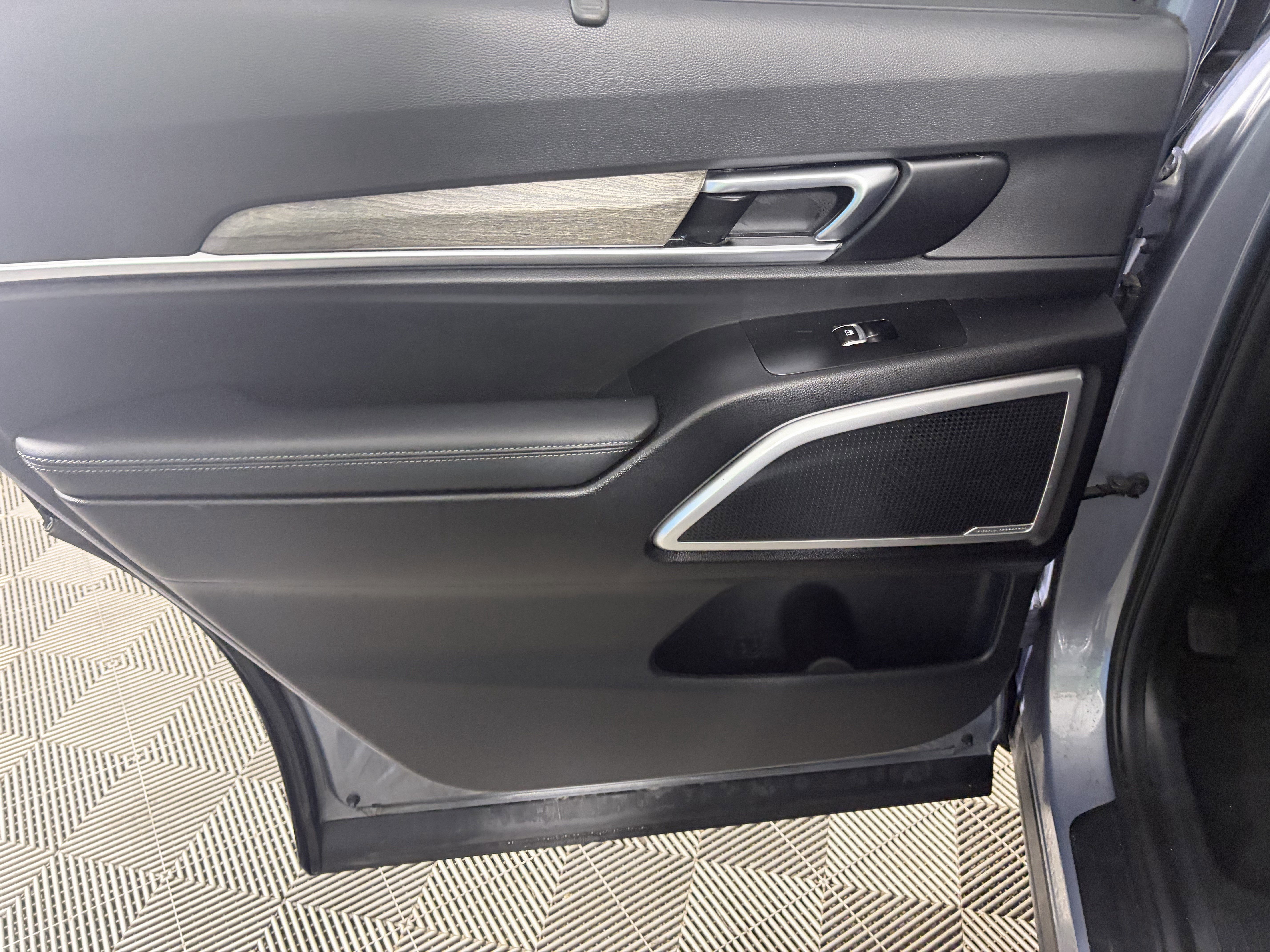 Used 2022 Kia Telluride EX w/ EX Premium Package image 38