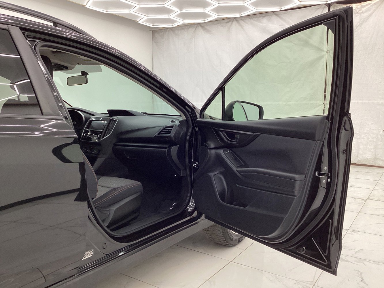 Used 2019 Subaru Crosstrek 2.0i Premium image 17