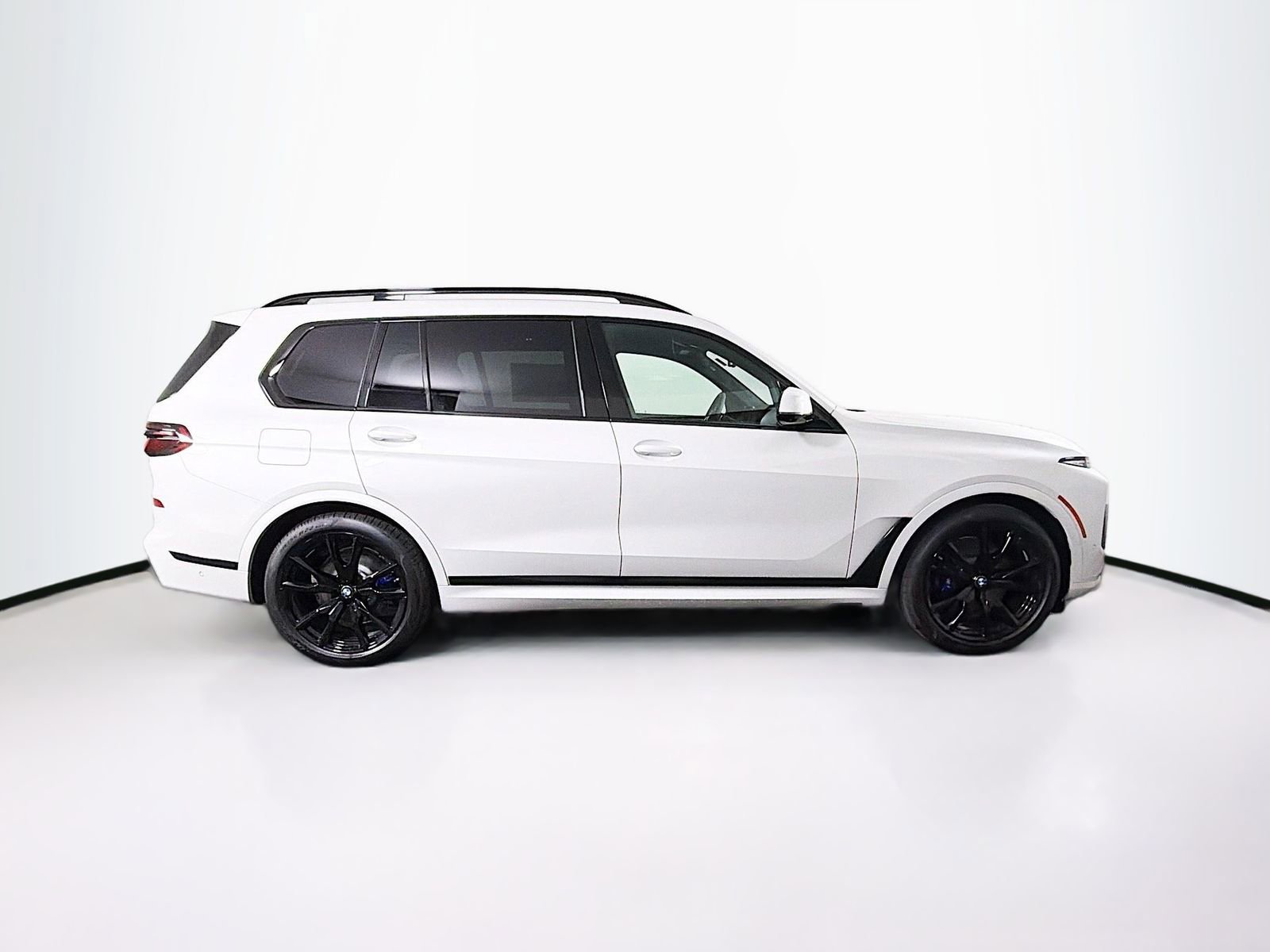 New 2026 BMW X7 xDrive40i w/ Executive Package AWD/4WD image 8
