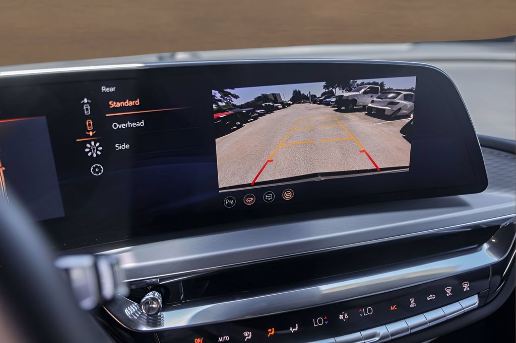 Certified 2024 Cadillac Lyriq Sport RWD image 15