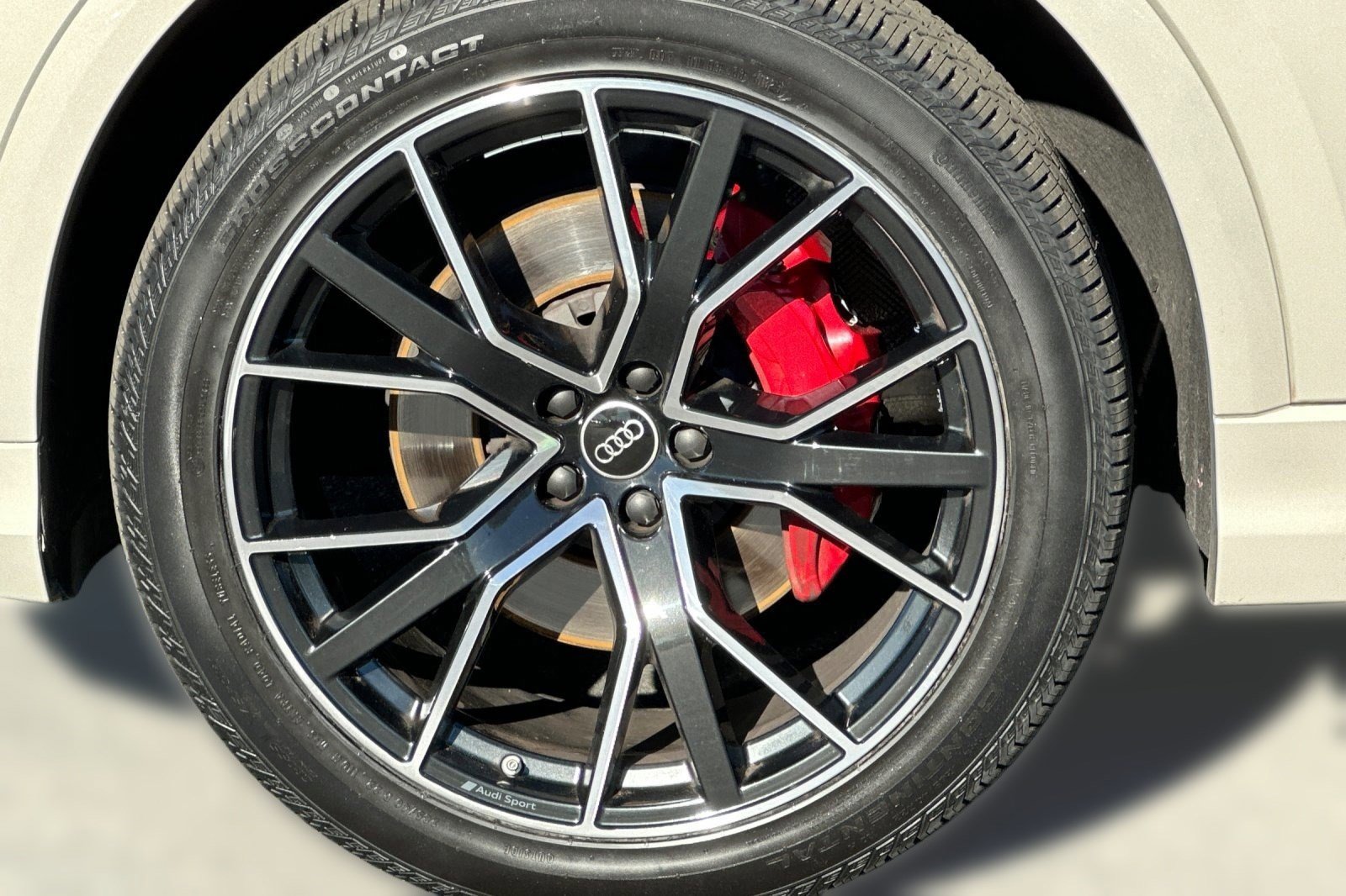 Used 2023 Audi Q8 Prestige w/ Prestige Package image 11