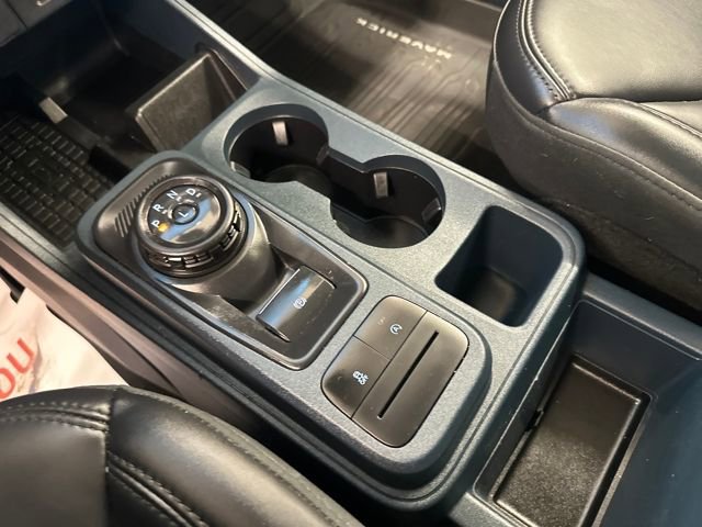 Certified 2025 Ford Maverick Lariat w/ Black Appearance Package image 25