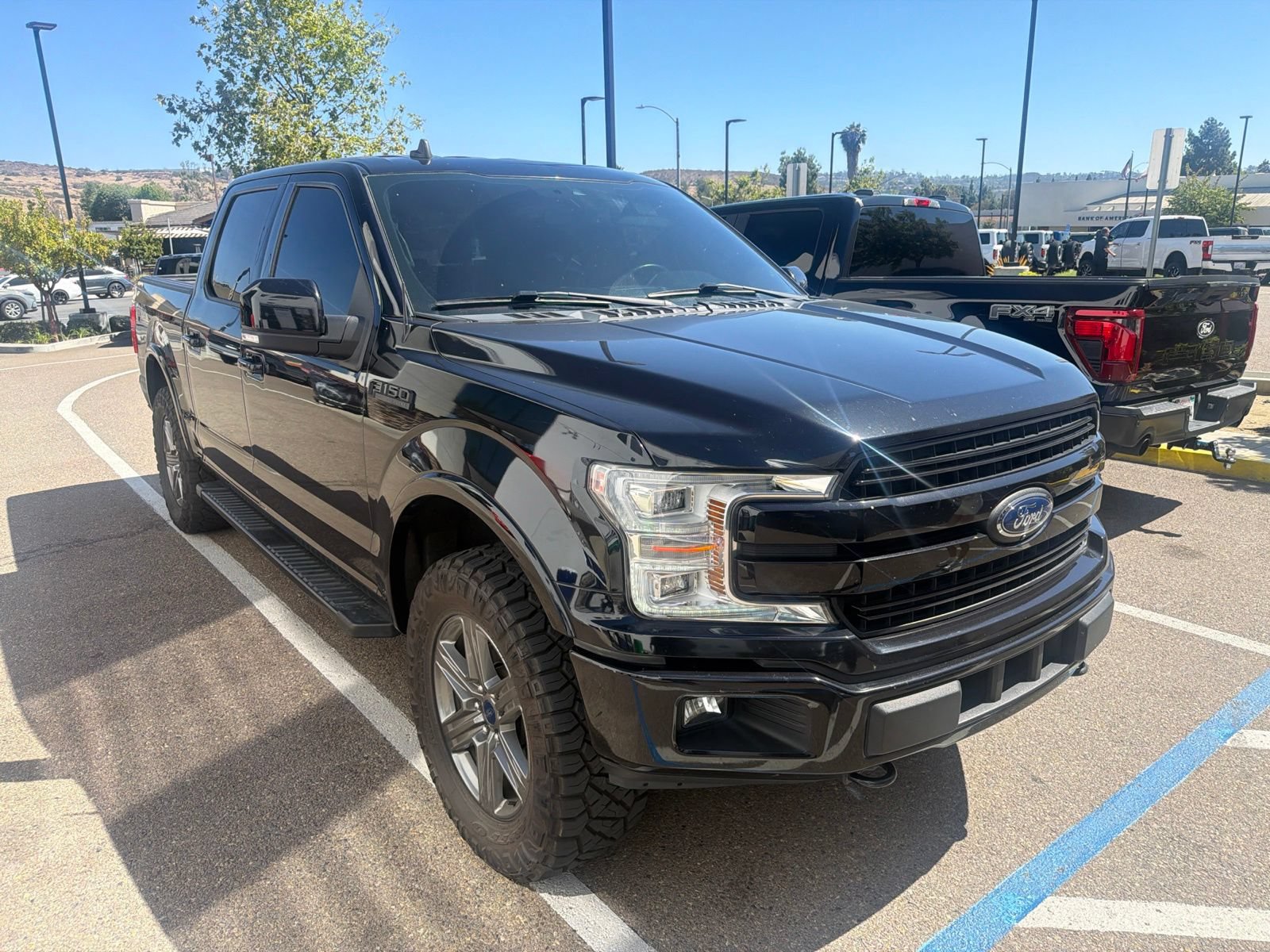 Used 2020 Ford F150 Lariat w/ Equipment Group 502A Luxury AWD/4WD image 3