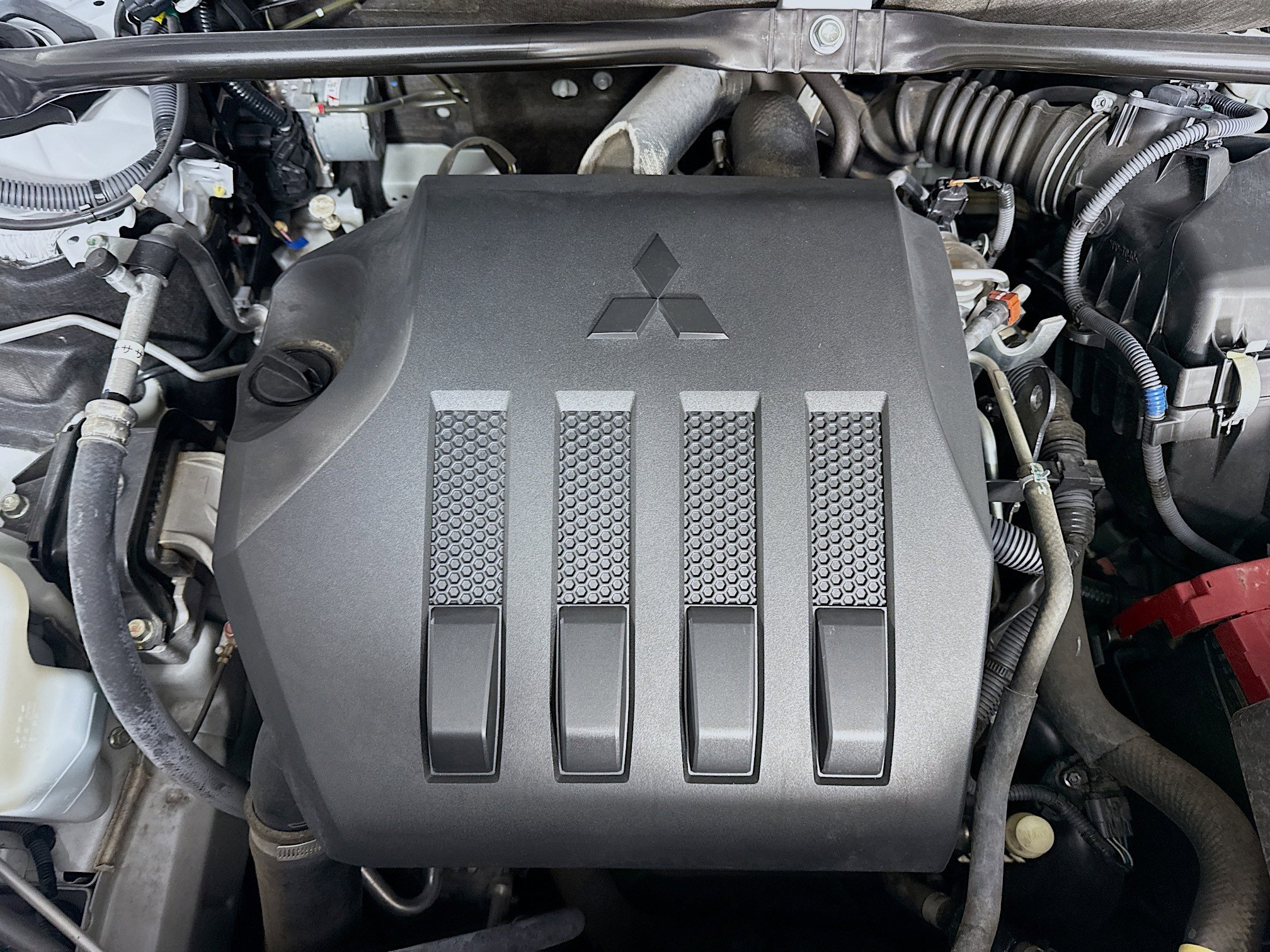 Used 2023 Mitsubishi Eclipse Cross LE image 39