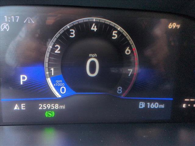 Used 2024 Volkswagen Tiguan SE image 11