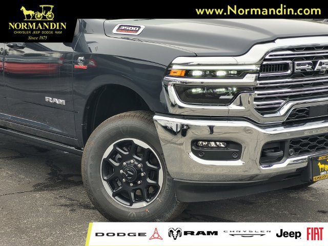 New 2026 RAM 3500 Laramie AWD/4WD image 3