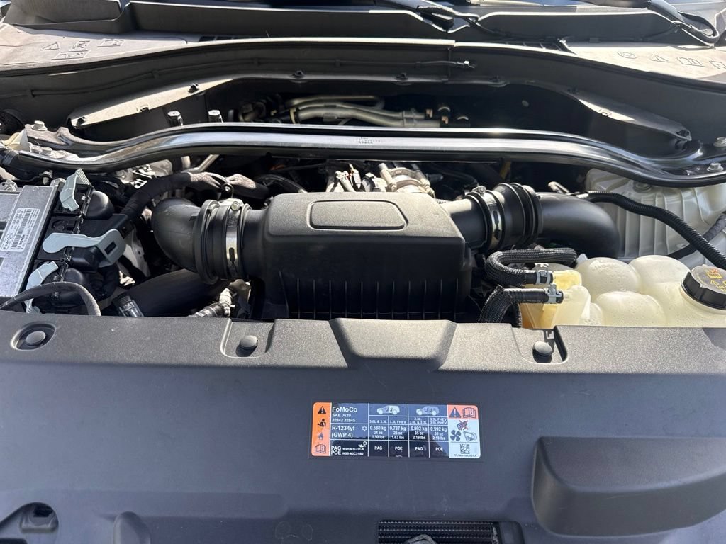 Used 2022 Lincoln Aviator Reserve w/ Equipment Group 201A AWD/4WD image 12
