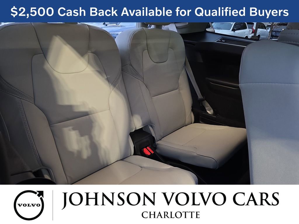 New 2026 Volvo XC90 B6 Ultra w/ Protection Package image 12