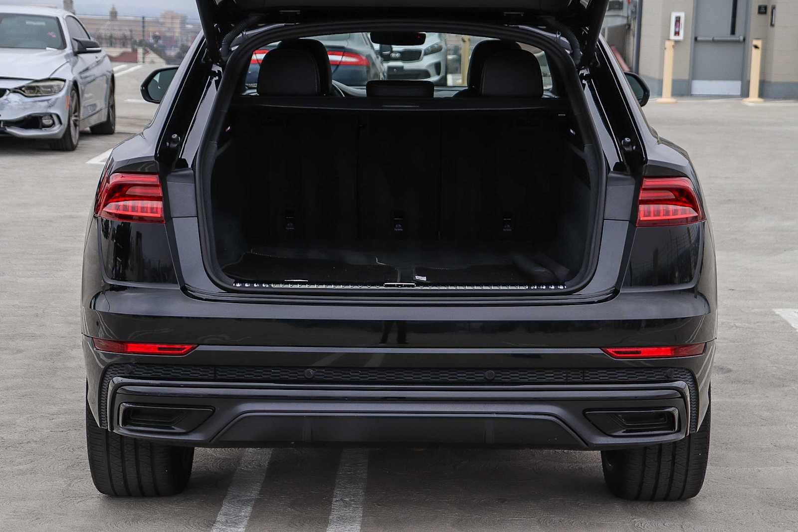 Used 2023 Audi Q8 Premium Plus w/ Premium Plus Package AWD/4WD image 38