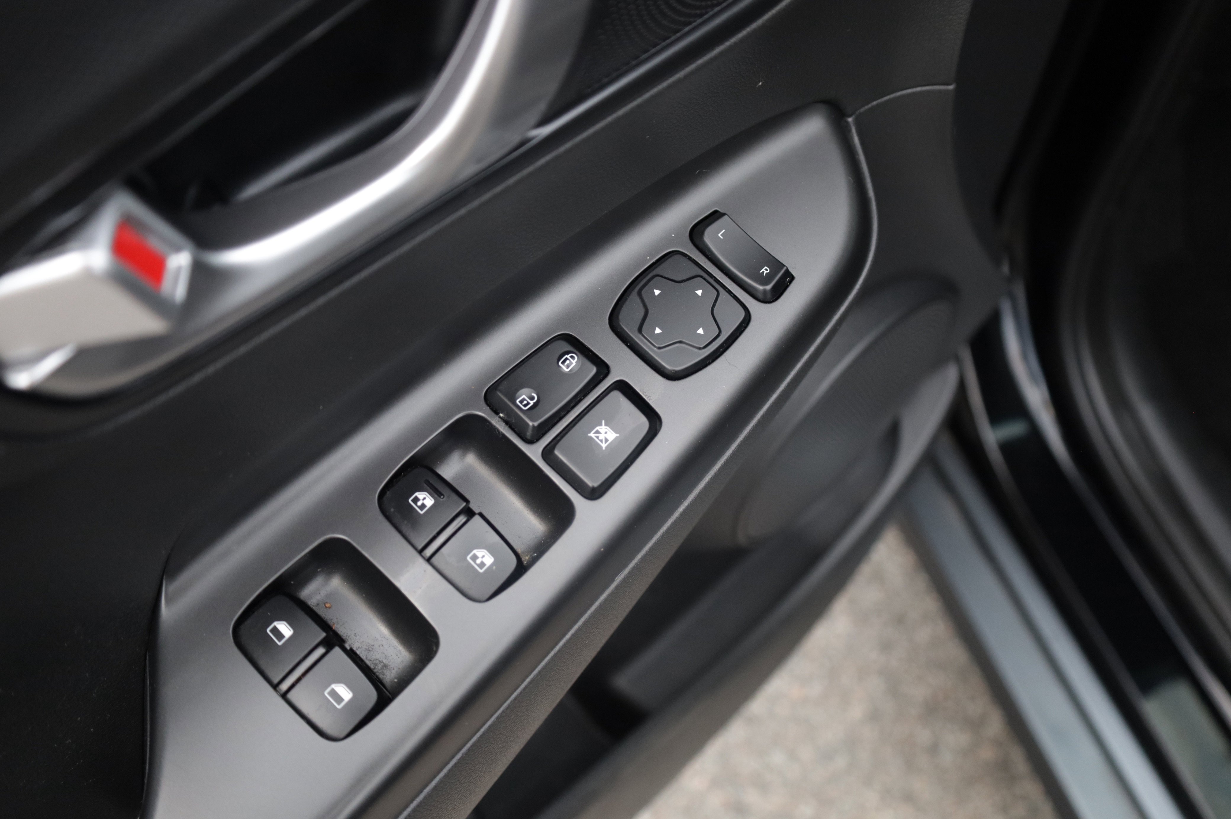 Used 2023 Hyundai Kona SEL FWD image 19