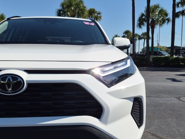 Used 2024 Toyota RAV4 XLE FWD image 28