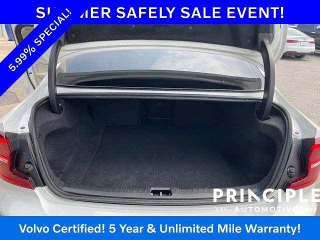 Certified 2025 Volvo S60 B5 Core AWD/4WD image 26