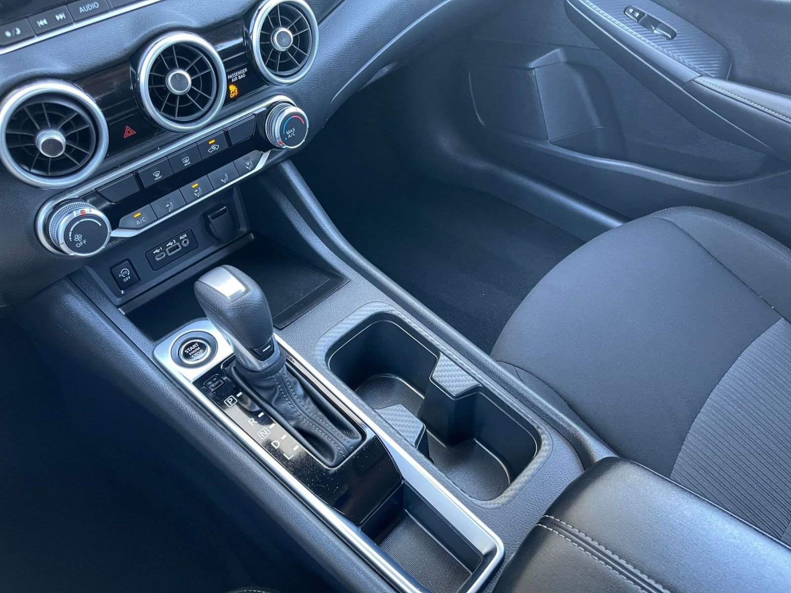 Used 2025 Nissan Sentra SV image 40