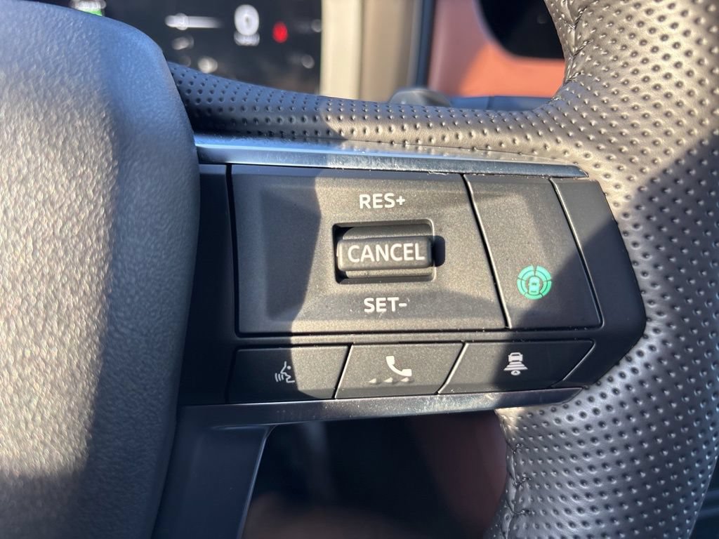 Used 2025 Mitsubishi Outlander SEL AWD/4WD image 31