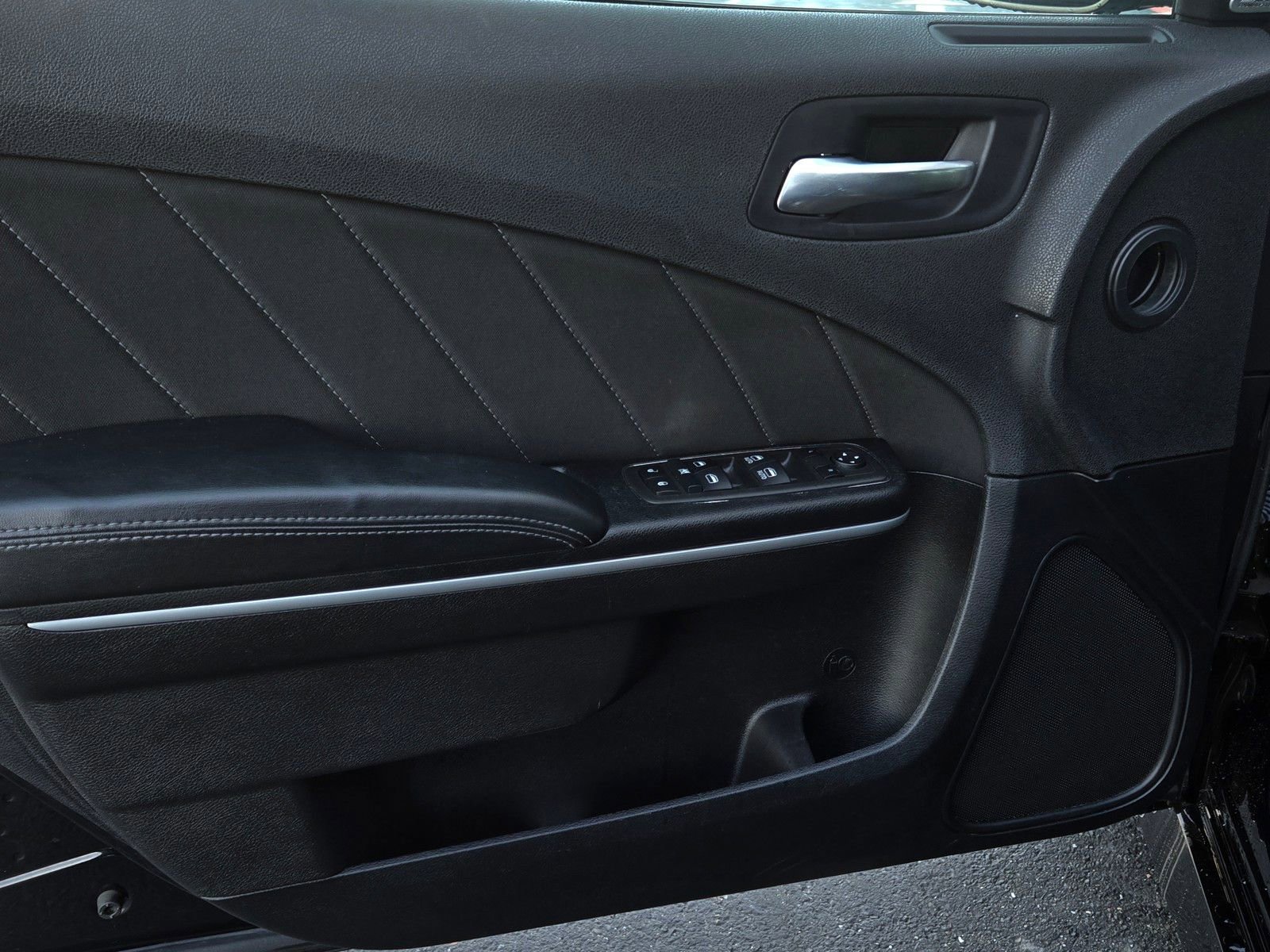 Used 2022 Dodge Charger R/T image 8