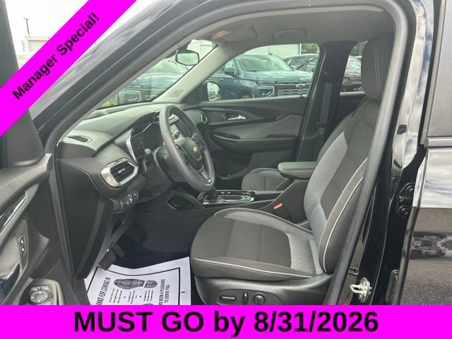 Used 2023 Chevrolet TrailBlazer LT AWD/4WD image 16