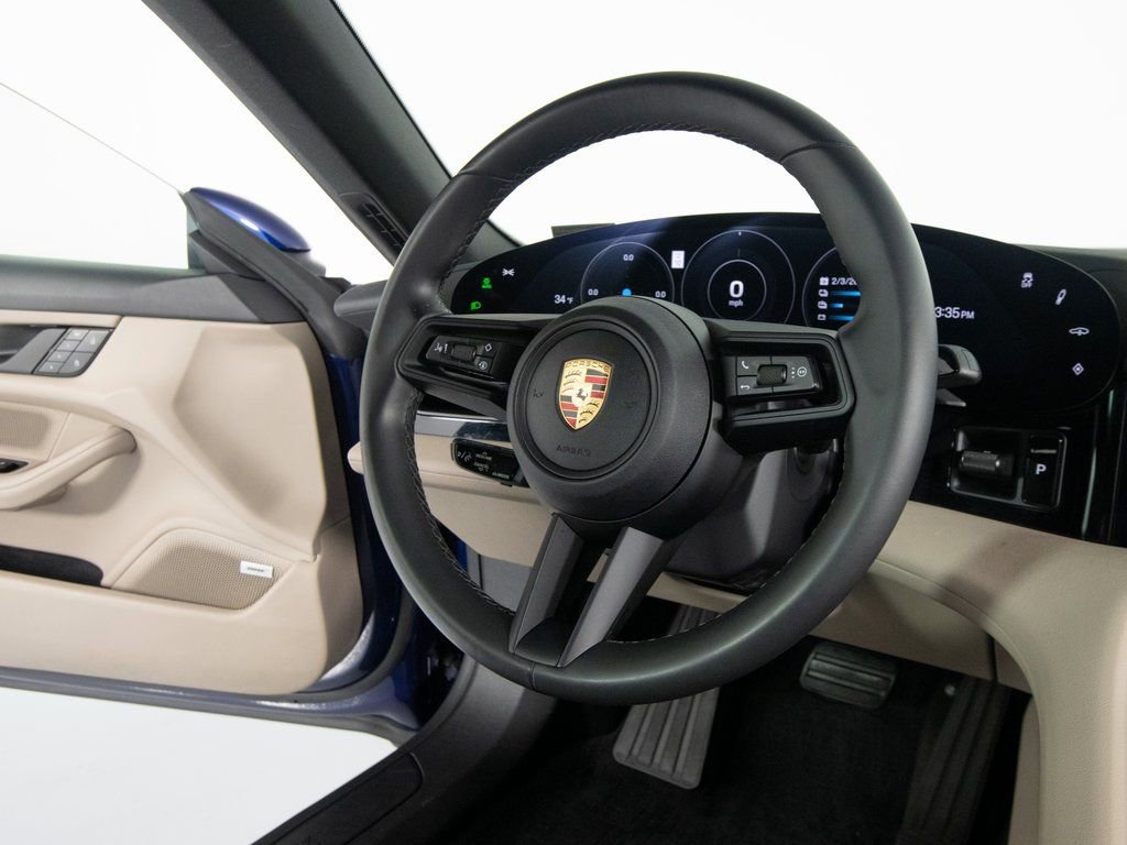 Certified 2022 Porsche Taycan image 31