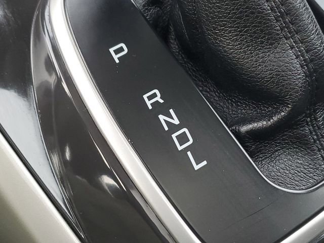 Used 2013 Ford C-MAX SEL image 22