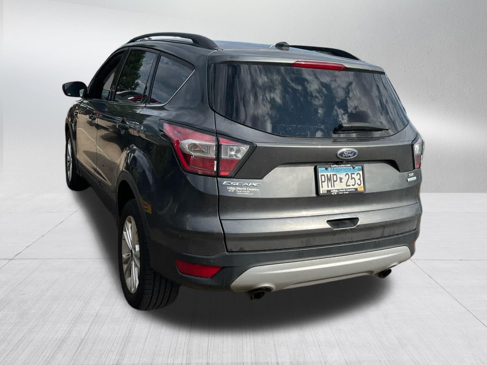 Used 2017 Ford Escape SE w/ Equipment Group 201A FWD image 5