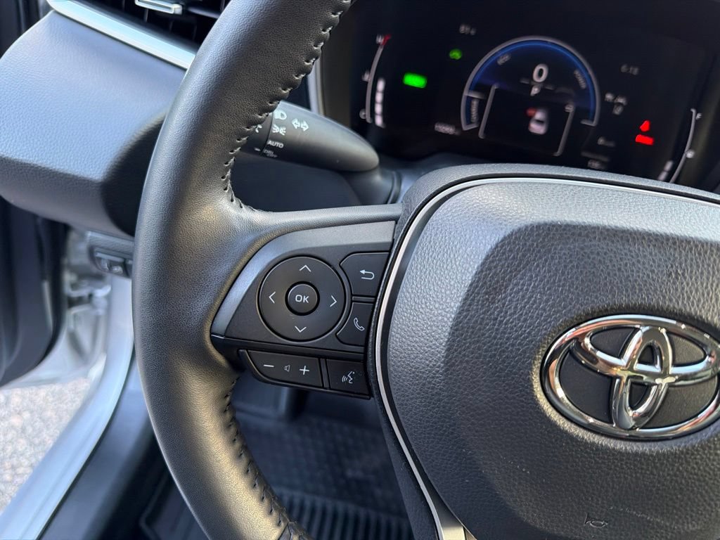 Used 2023 Toyota Corolla XLE FWD image 16