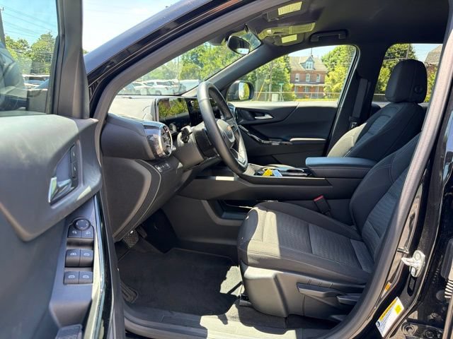 Used 2025 Chevrolet Equinox LT AWD/4WD image 13