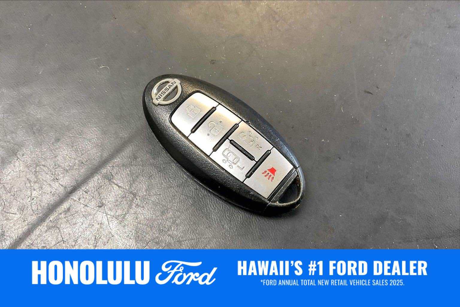 Used 2011 Nissan Quest SV FWD image 19