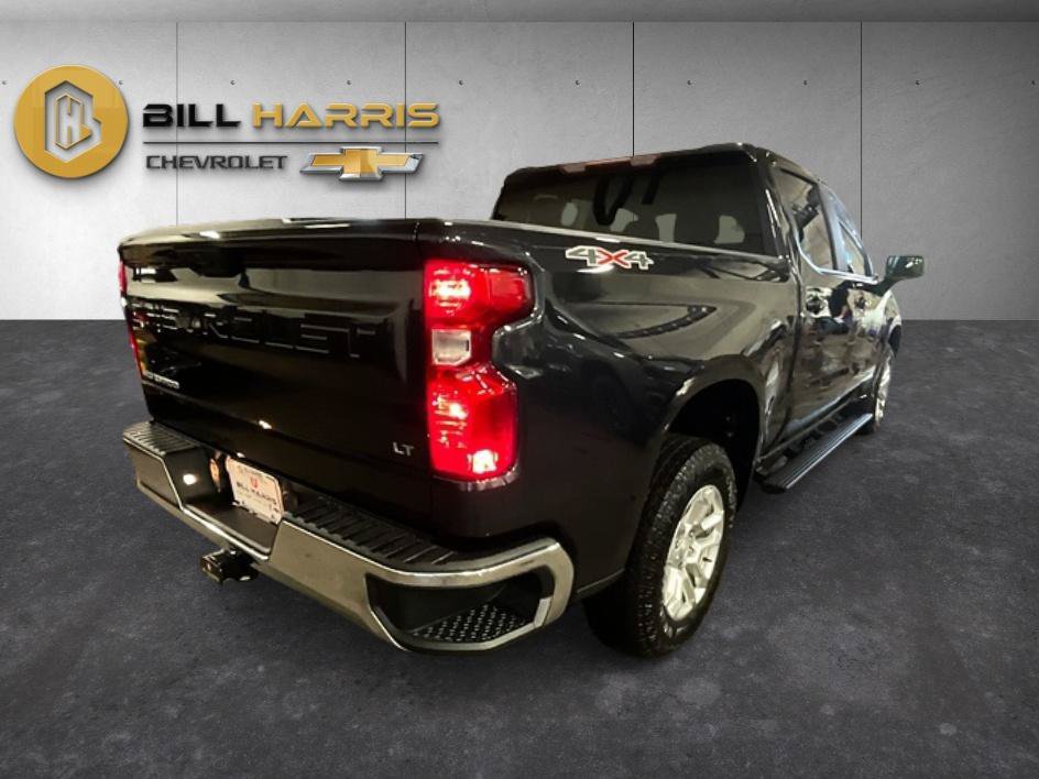 Used 2024 Chevrolet Silverado 1500 LT AWD/4WD image 2