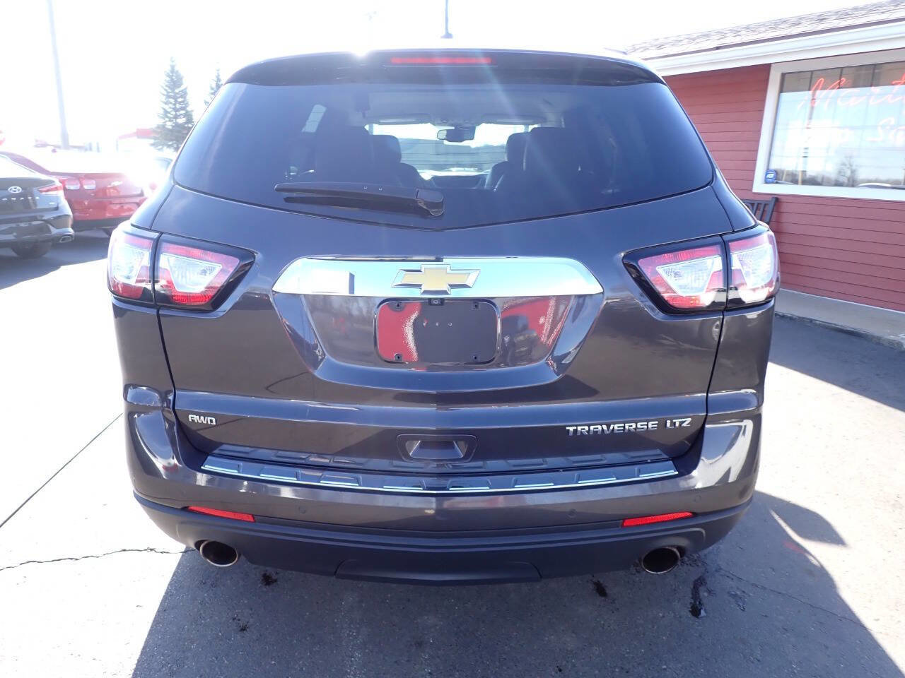 Used 2014 Chevrolet Traverse LTZ image 5