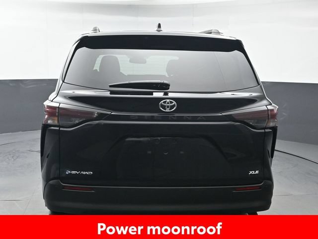 Certified 2026 Toyota Sienna XLE AWD/4WD image 5