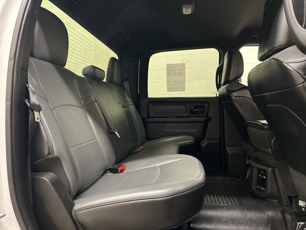 Used 2022 RAM 3500 Tradesman w/ Chrome Appearance Group image 9