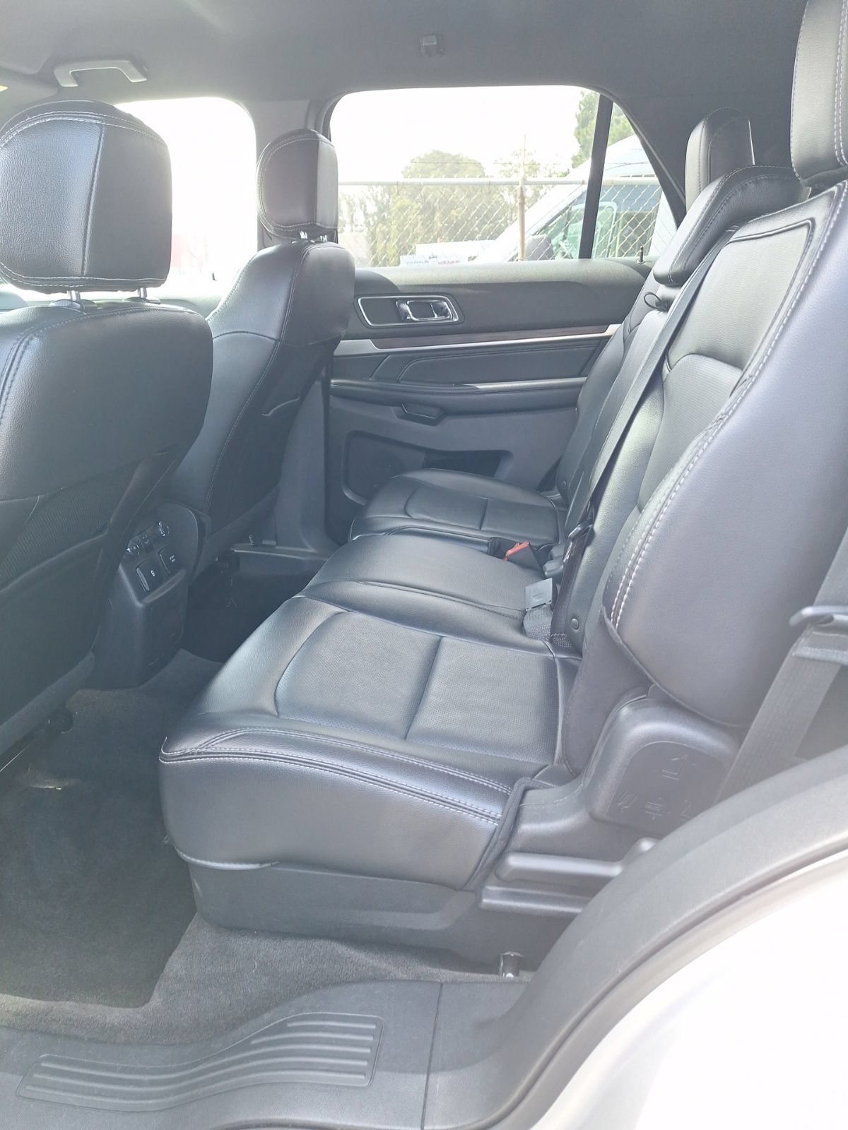 Used 2017 Ford Explorer Limited AWD/4WD image 14