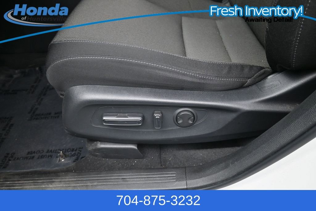 Used 2023 Honda CR-V EX image 18