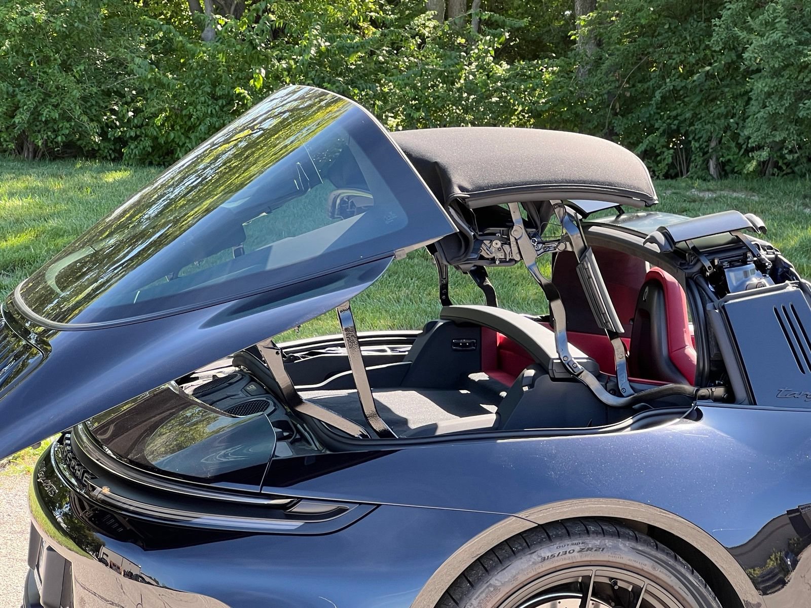 Certified 2026 Porsche 911 Targa 4 GTS AWD/4WD image 6