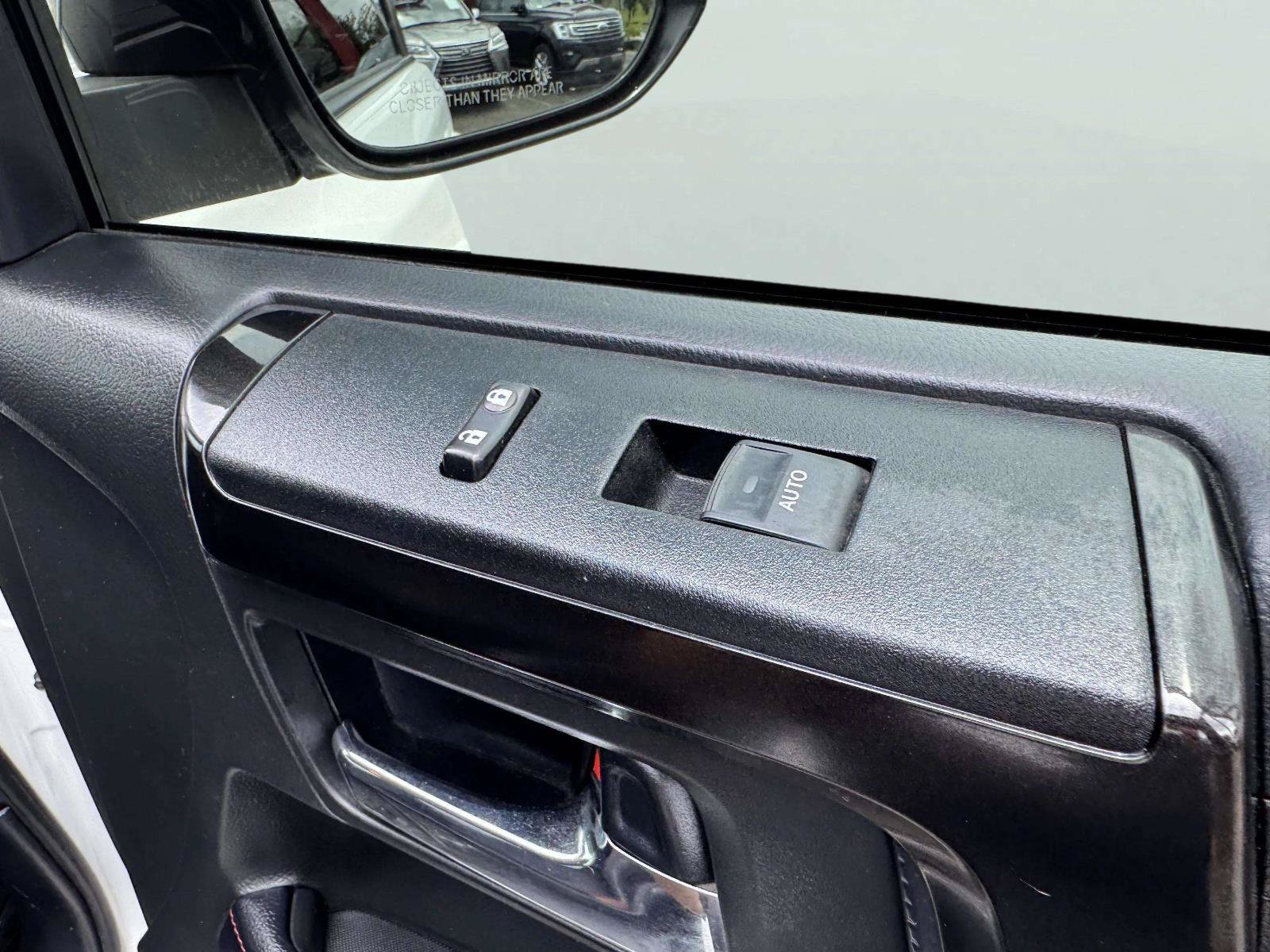 Used 2019 Toyota 4Runner TRD Off-Road AWD/4WD image 55