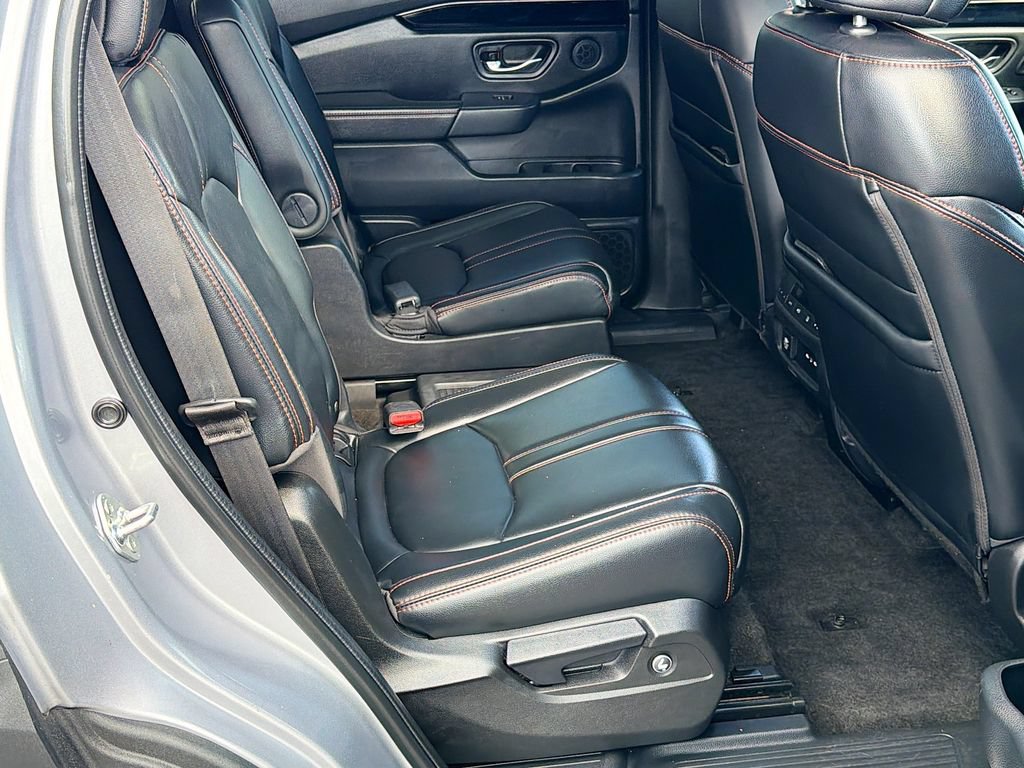Used 2024 Honda Pilot TrailSport image 32