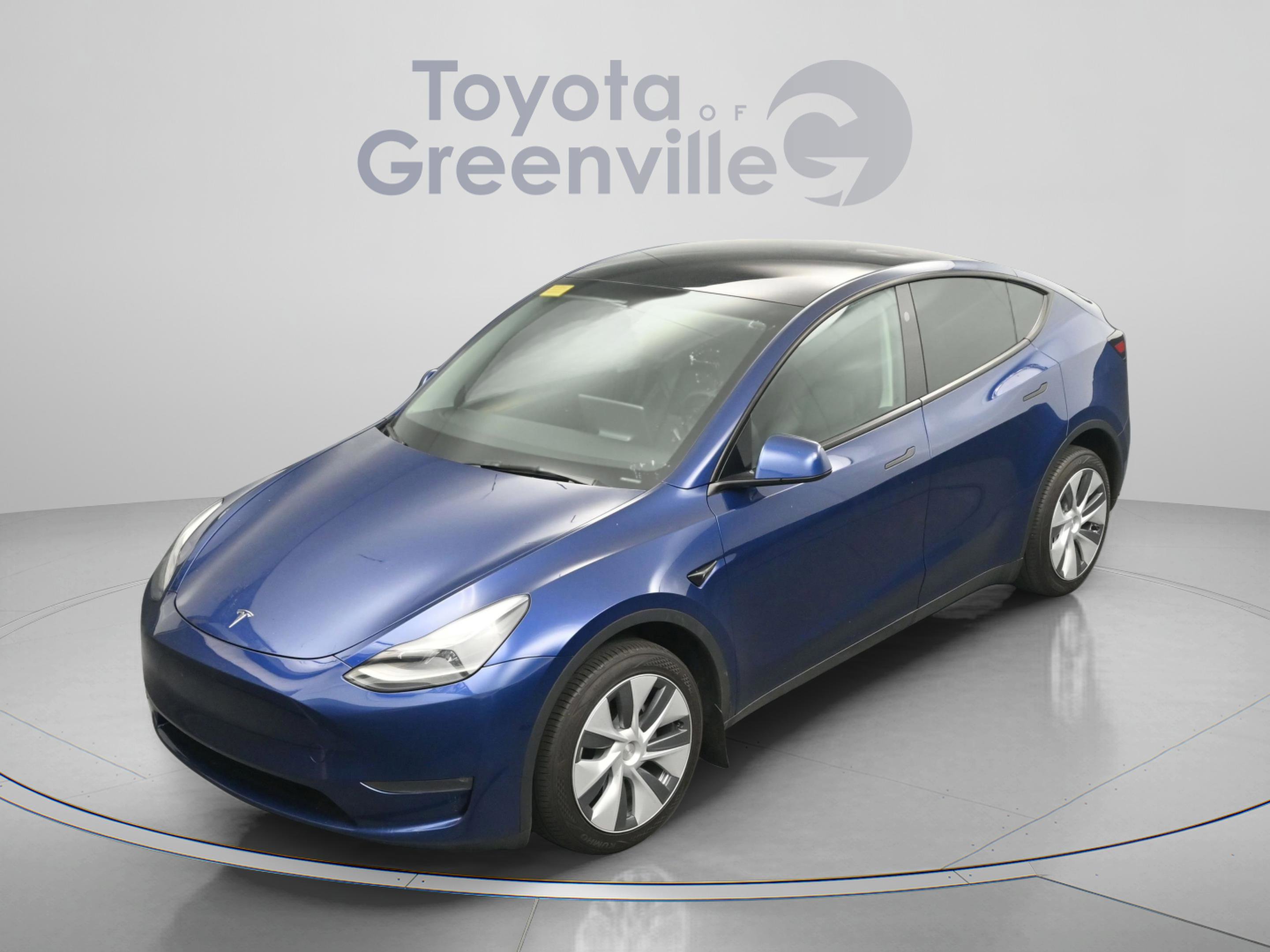 Used 2024 Tesla Model Y Long Range image 1