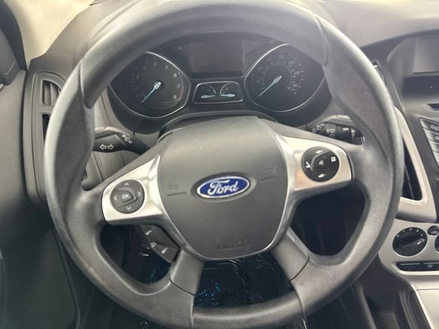 Used 2014 Ford Focus SE FWD image 23